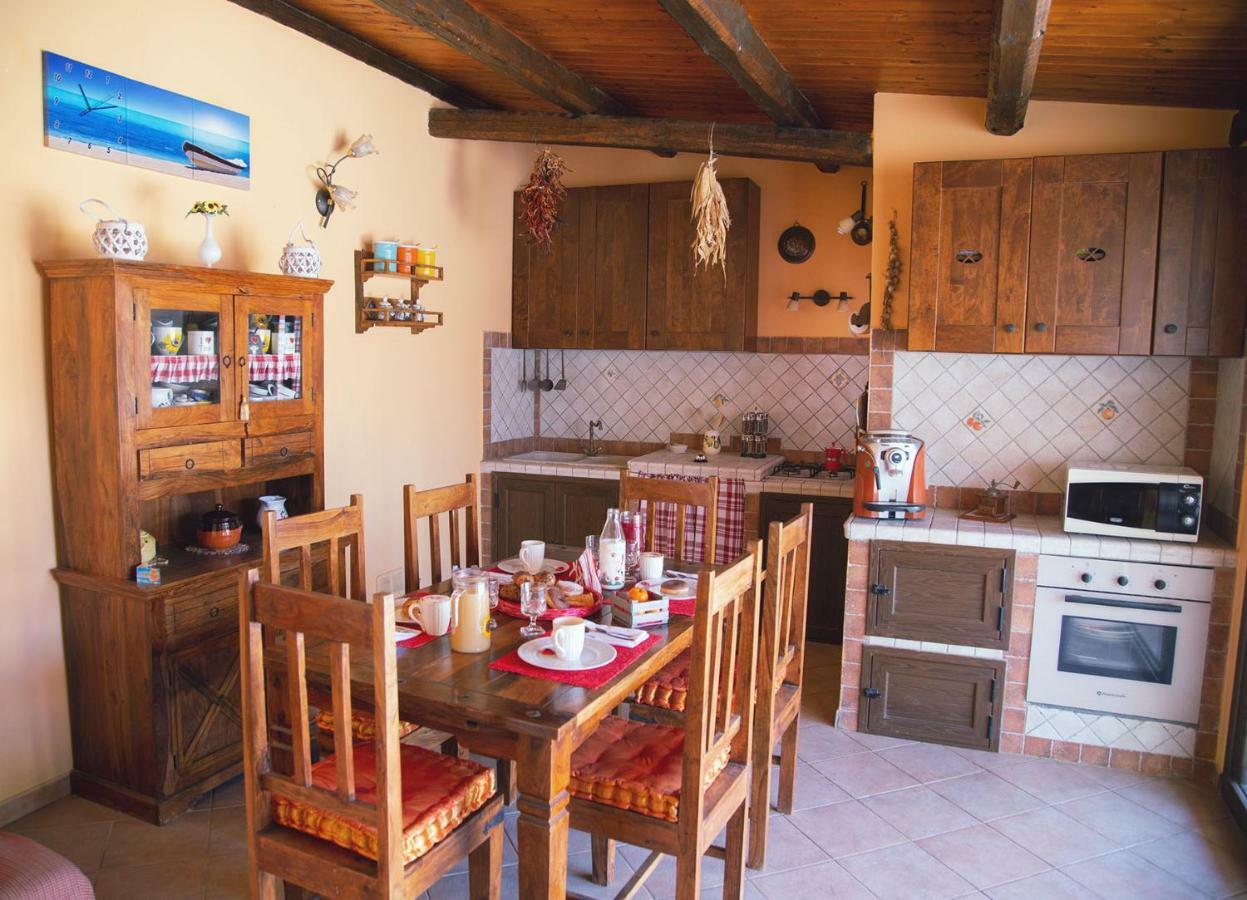 B&B Il Girasole バレストラーテ エクステリア 写真